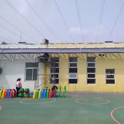 電動(dòng)幼兒園遮陽(yáng)棚